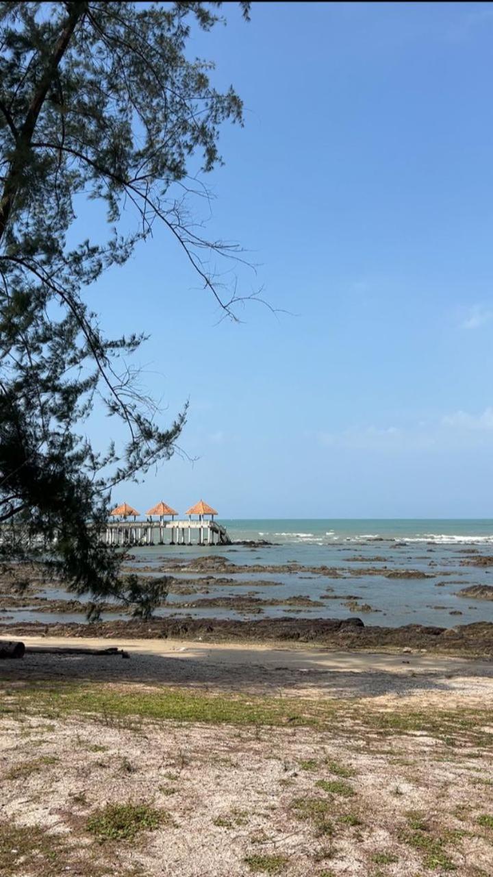 Desaru, Bayu Balau Beach Resort Bandar Penawar Екстер'єр фото