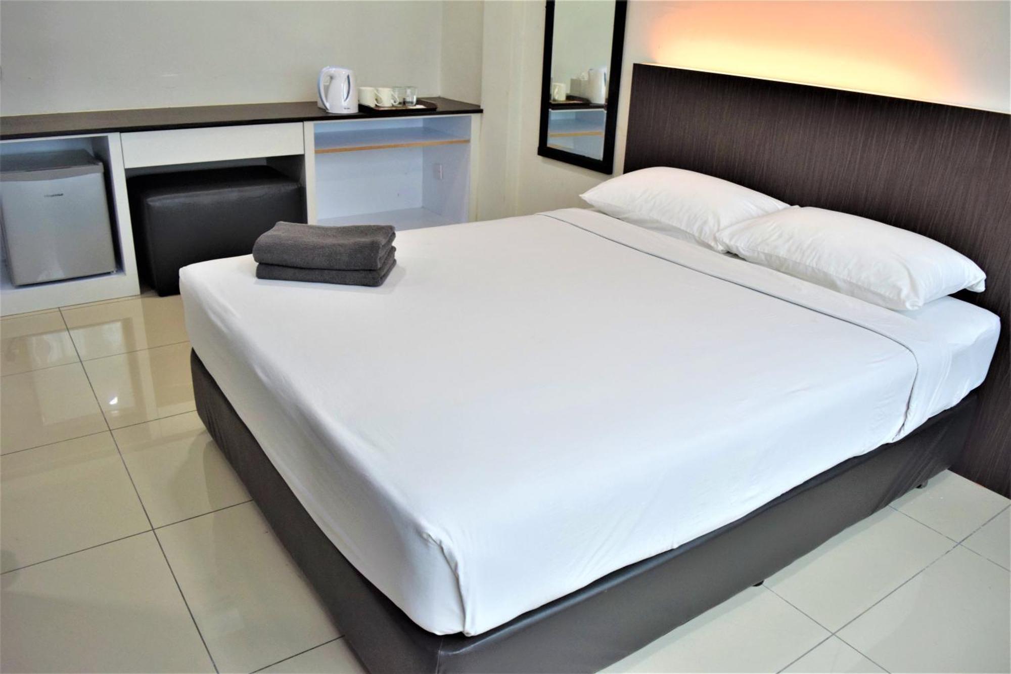 Desaru, Bayu Balau Beach Resort Bandar Penawar Екстер'єр фото
