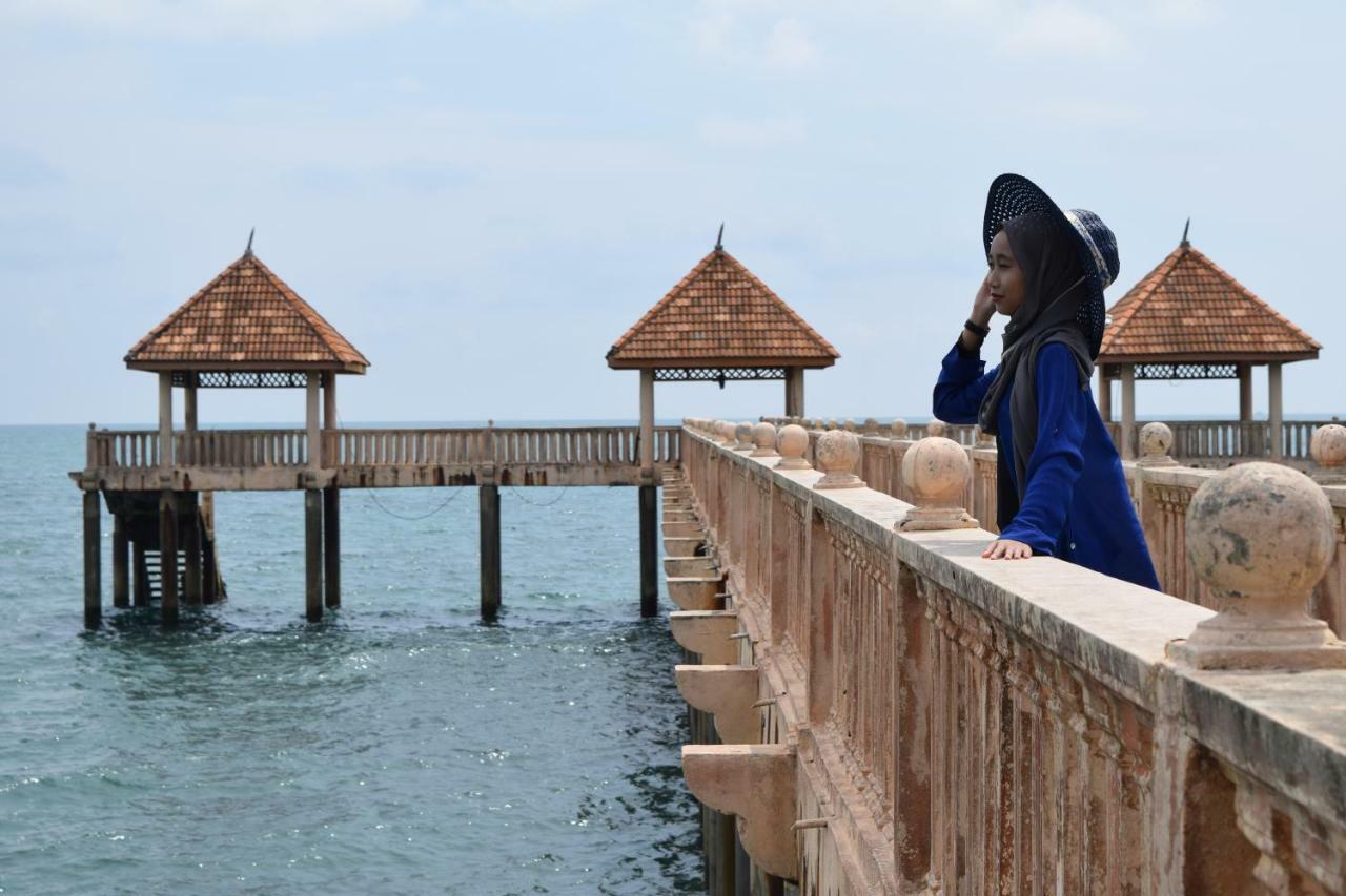 Desaru, Bayu Balau Beach Resort Bandar Penawar Екстер'єр фото