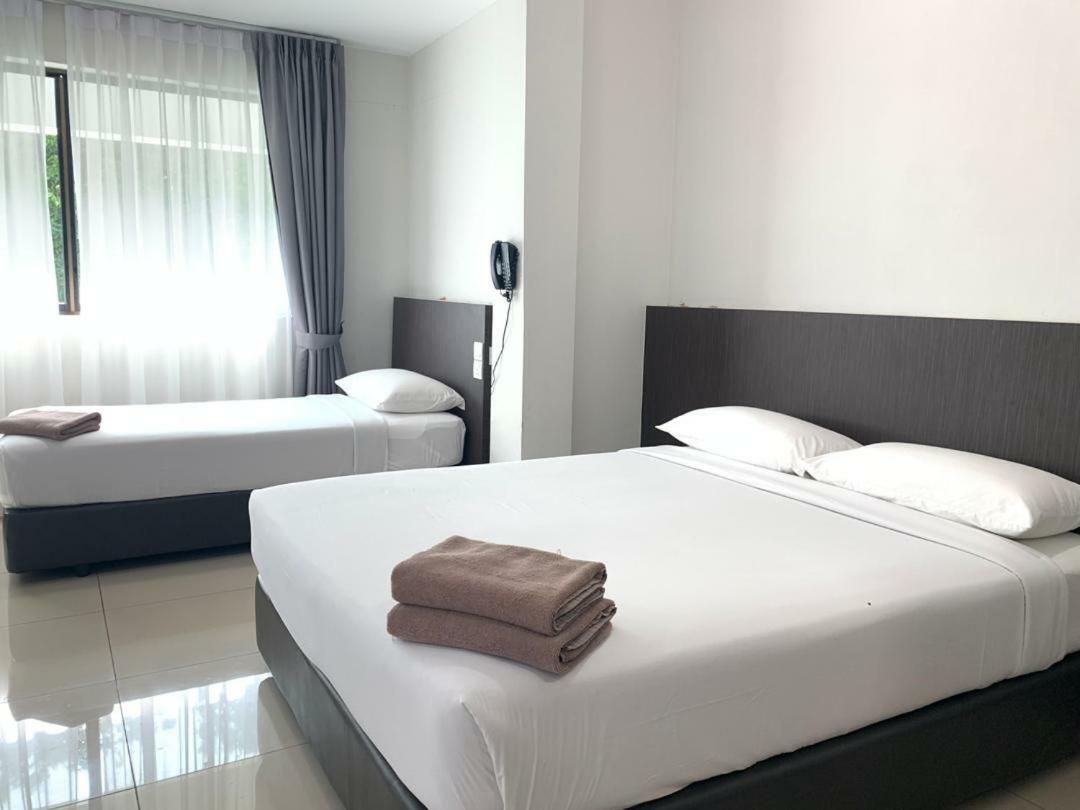Desaru, Bayu Balau Beach Resort Bandar Penawar Екстер'єр фото